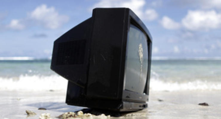 Впервые в истории поставки на рынок ЖК-телевизоров начали падать