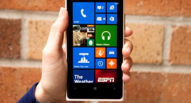 В интернете появилась первая фотография Nokia Lumia 950