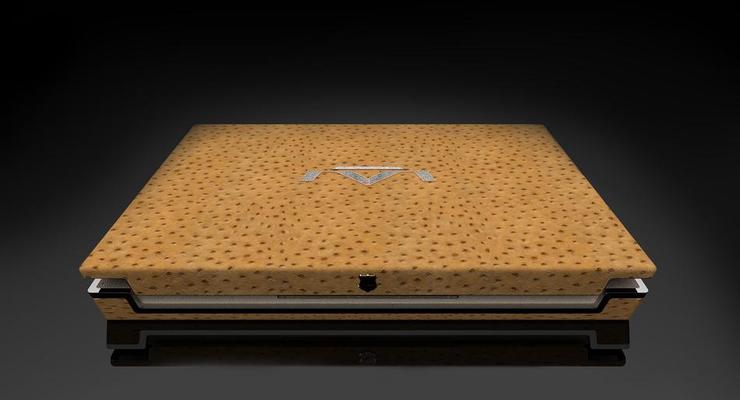 Выпущен самый роскошный в мире ноутбук