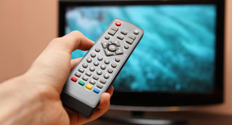 Интересный факт дня: телевизор помогает сбросить вес