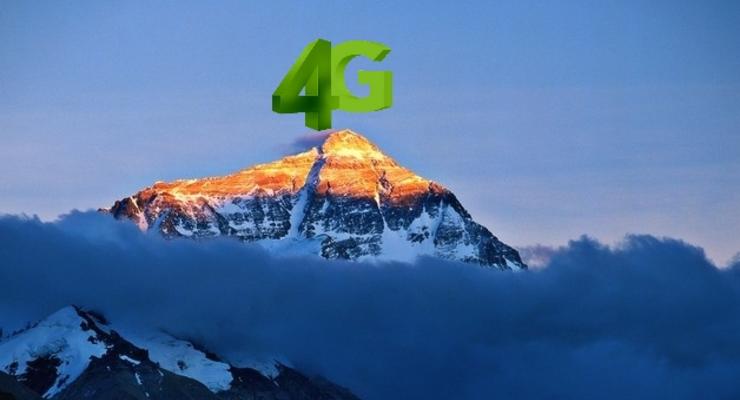 На самой высокой горе мира появилась 4G связь