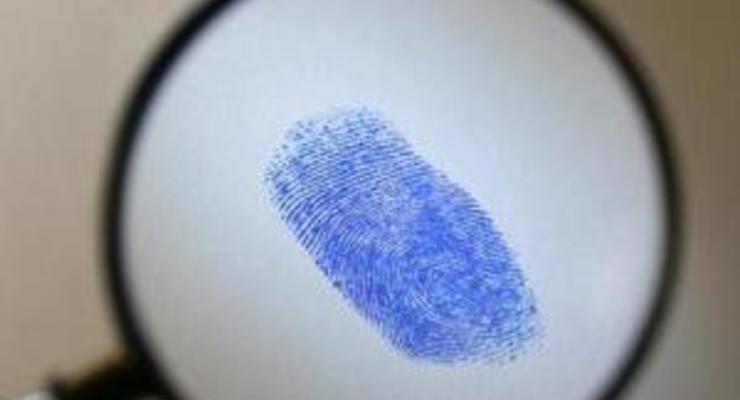 Шерлок Холмс отдыхает: Ученые представили новый метод визулизации отпечатков пальцев