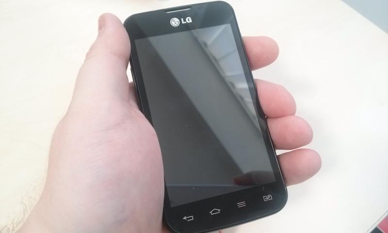 Приятное возвращение: Обзор смартфона LG Optimus L5 II (ФОТО) / bigmir)net