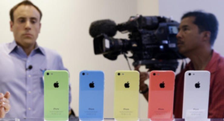 Прогноз: Apple может продать до миллиона новых iPhone в первый день продаж