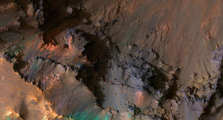 Марсианские кратеры оказались супервулканами