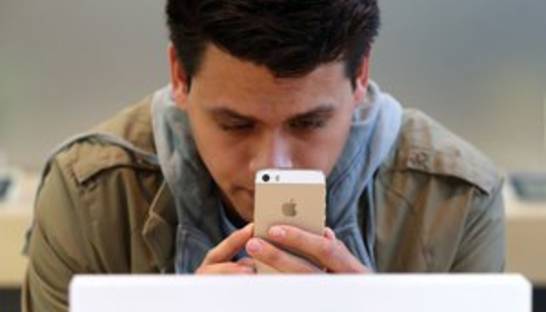 Яблочные помехи. Множество пользователей возмутилось датчиками свежего iPhone