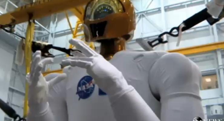 NASA представило обновленного робонавта
