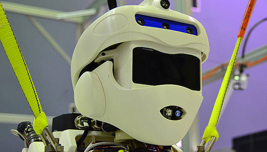 Полет Валькирии: В США показали человекоподобного боевого робота