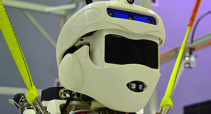 Полет Валькирии: В США показали человекоподобного боевого робота