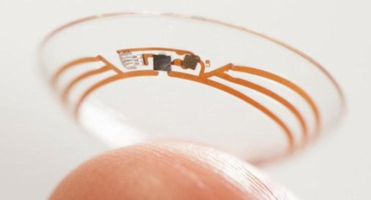 Вместо Google Glass — линзы: Поисковик создает гаджет для диабетиков