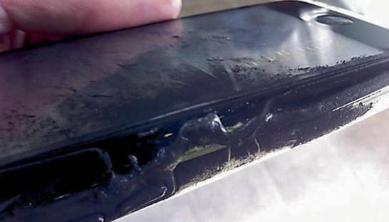 Огонь-телефон: iPhone взорвался и обжог школьницу