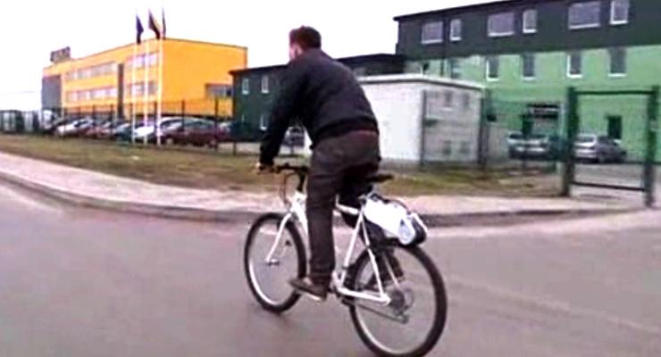 Литовский инженер изобрел съемный электромотор для велосипедов