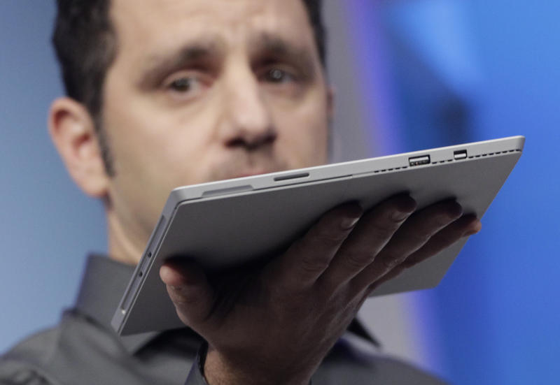 Замена ноутбукам: Microsoft показал планшет Surface Pro 3 / AP