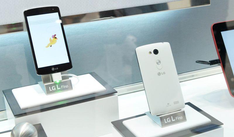 Доступные и стильные: Названы цены на смартфоны LG L Bello и L Fino в Украине