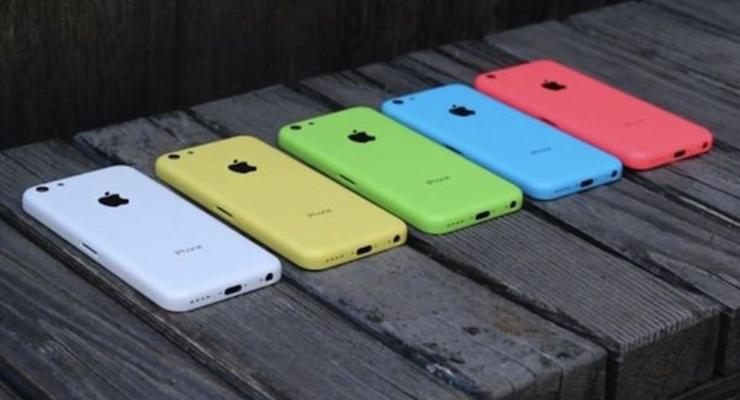 Apple откажется от выпуска iPhone 5C в следующем году
