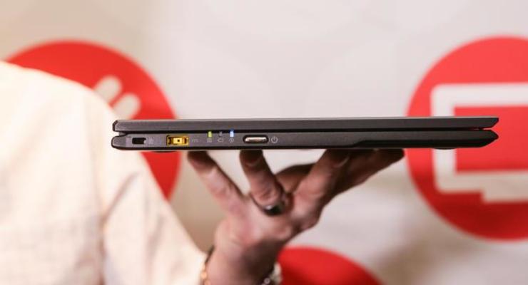 MacBook - толстяк. Lenovo представила самый легкий ноутбук в мире