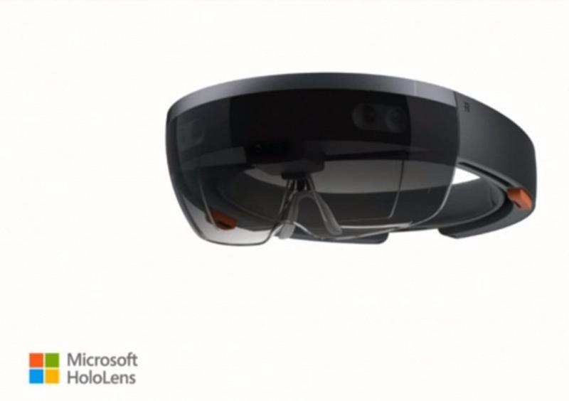Microsoft показала свои очки виртуальной реальности HoloLens