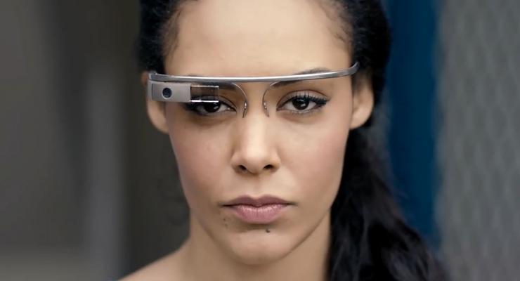 Google показал дизайн будущих умных очков Google Glass