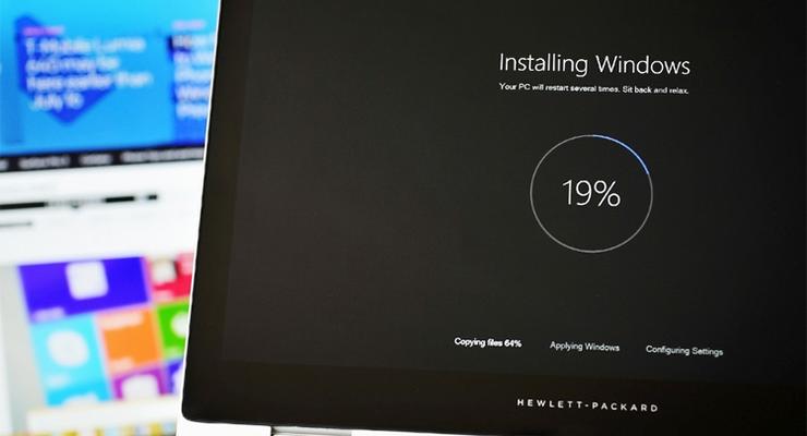 Первое крупное обновление для Windows 10 перенесли на ноябрь