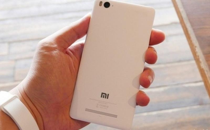 Xiaomi покажет новый флагманский смартфон на основе Mi4 / Engadget