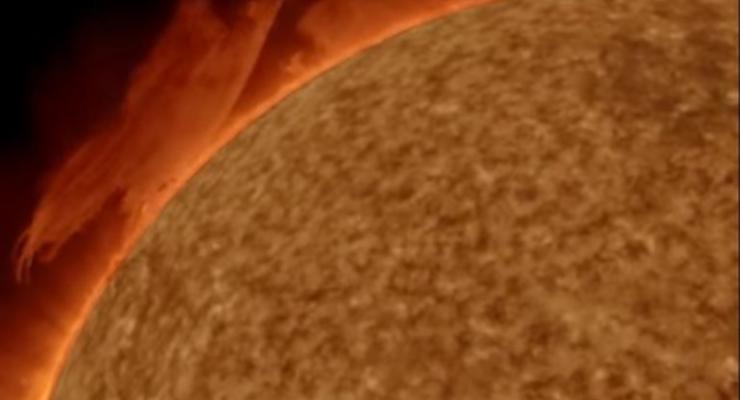 NASA опубликовало кадры мощного взрыва на Солнце