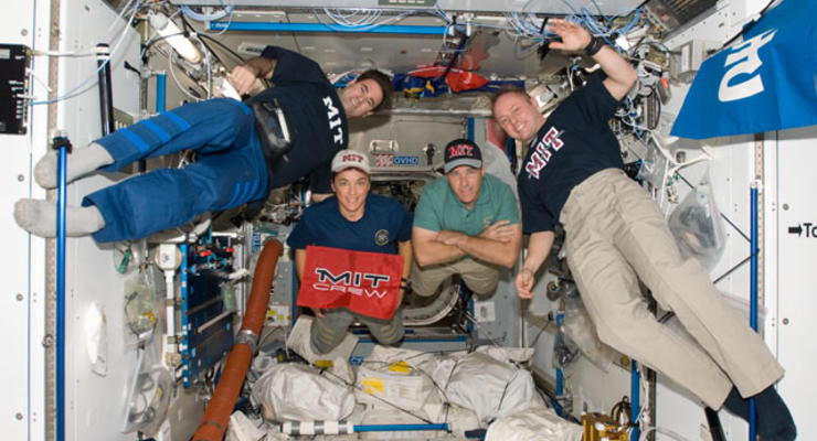 В США объявили открытый набор в астронавты
