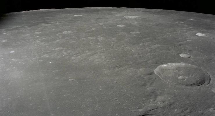NASA показало четкий снимок высадки миссии Apollo 12 на Луну