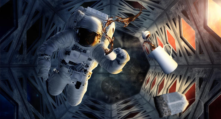 Космический бариста: Астронавты показали, как заваривают кофе в невесомости