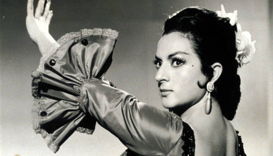 Google посвятил новый дудл испанской танцовщице Лоле Флорес