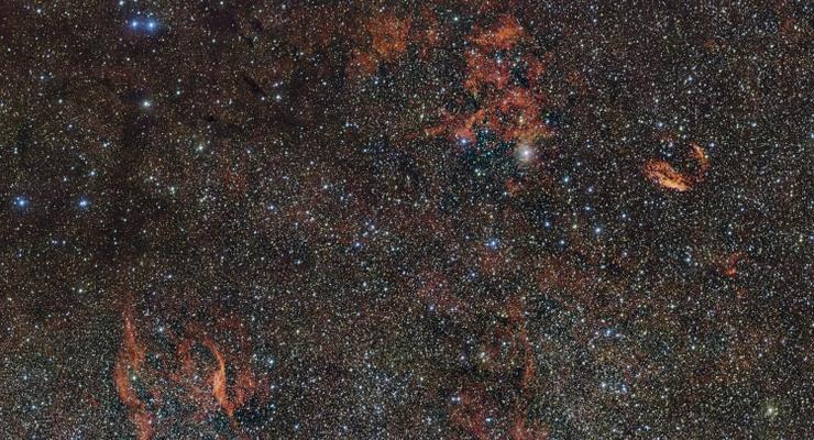 Астрономы засняли облако гигантских звезд