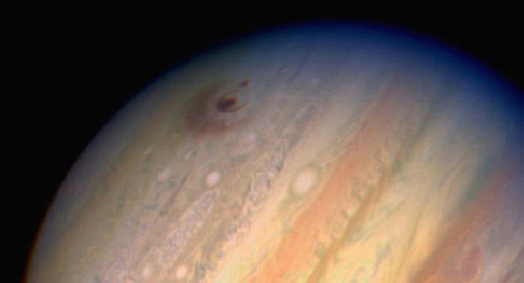 Астрономы-любители сняли столкновение кометы с Юпитером