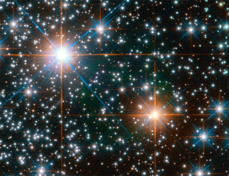 Телескоп снял скопление звезд из тяжелых металлов / NASA