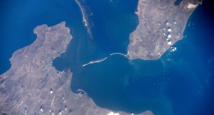 Космонавты показали, как выглядит Керченский мост из МКС