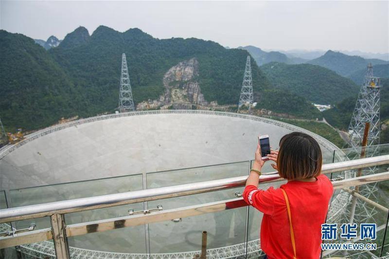 Китай введет в эксплуатацию радиотелескоп площадью в 30 футбольных полей
