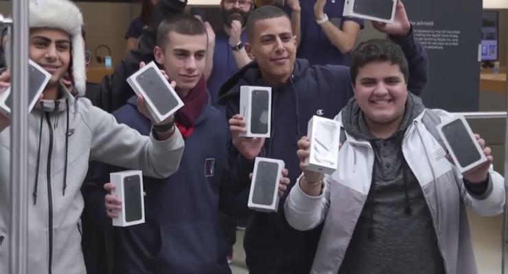 Продажи iPhone 7 официально стартовали