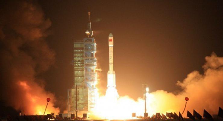 Китай вывел на орбиту космическую лабораторию Тяньгун-2