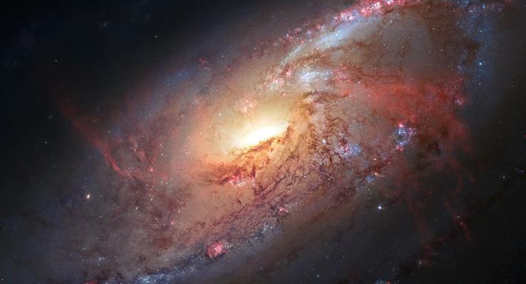 Hubble нашел галактику, состоящую только из старых звезд