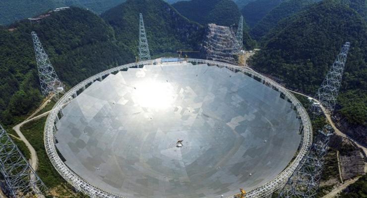 В Китае открыли самый большой в мире радиотелескоп