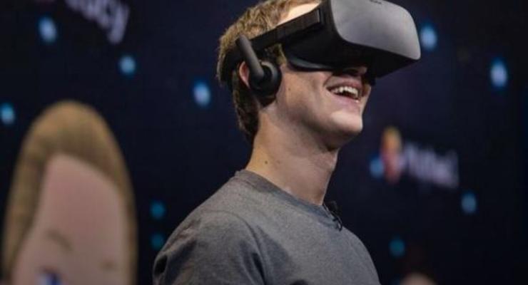 Шлем и специальный браузер: Цукерберг показал новые устройства виртуальной реальности