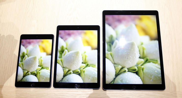 Apple покажет три новые модели iPad весной 2017 года - СМИ