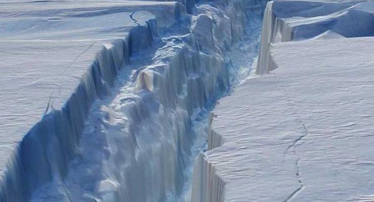 Ученые доказали, что Антарктида разрушается изнутри