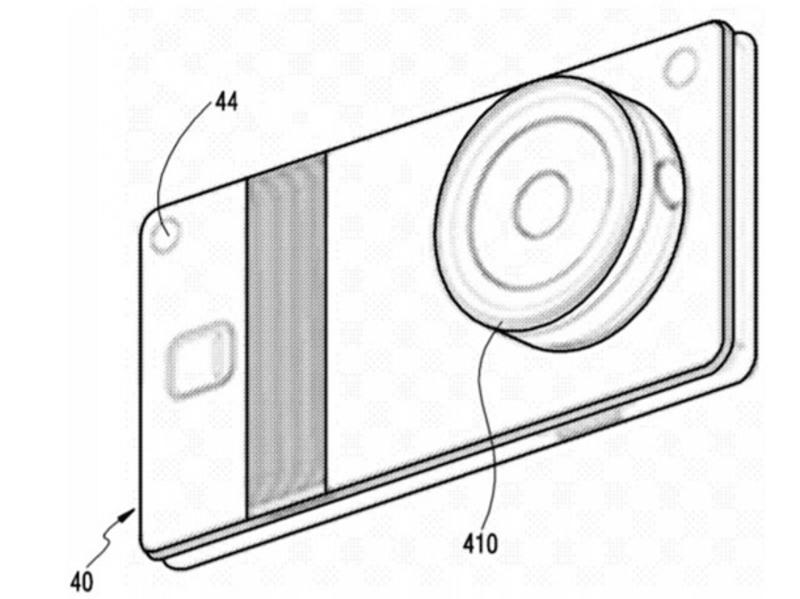 В Сети появились первые снимки складного смартфона Samsung