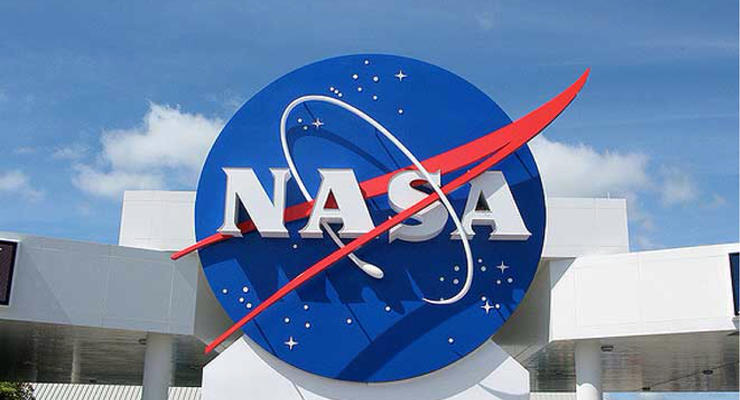 NASA поможет Хокингу с разработкой космических кораблей