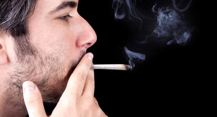 Ученые научились лечить шизофрению никотином