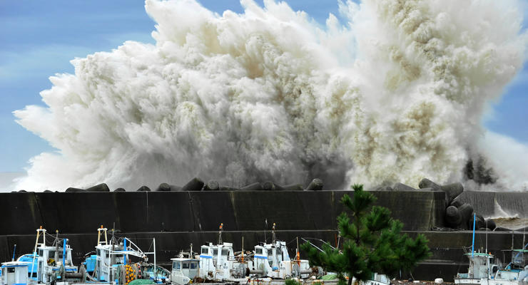 В Британии придумали, как остановить смертоносные цунами