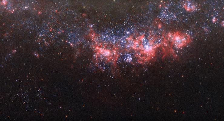 Телескоп Хаббл заснял столкновение древних галактик