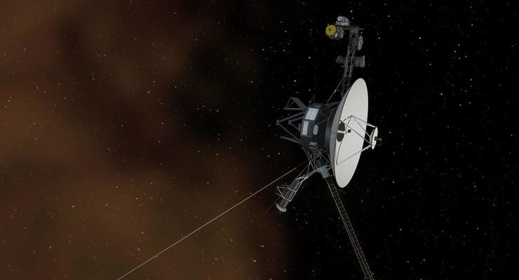 Спустя почти 40 лет запущены двигатели Voyager 1