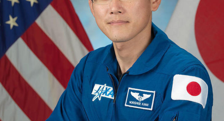 Японский астронавт вырос на девять сантиметров за три недели