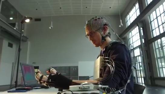 В Швейцарии создали экзоскелет, управляемый силой мысли