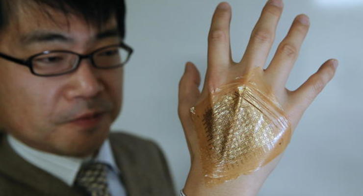 Японские инженеры создали дисплей-пластырь